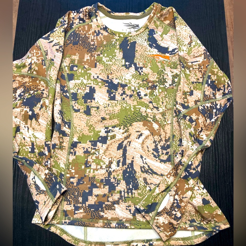 Sitka thermal top